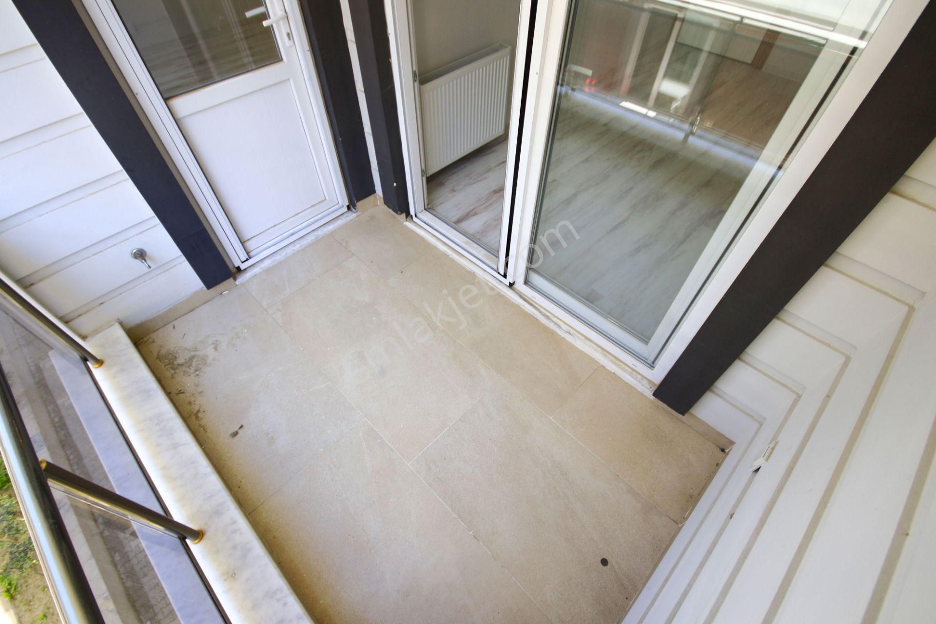 🛑🛑aktiften Akçay'da Satılık Görseline Hayran Kalacağınız Arakat Ön Cephe 1+1 Daire - Görsel 21