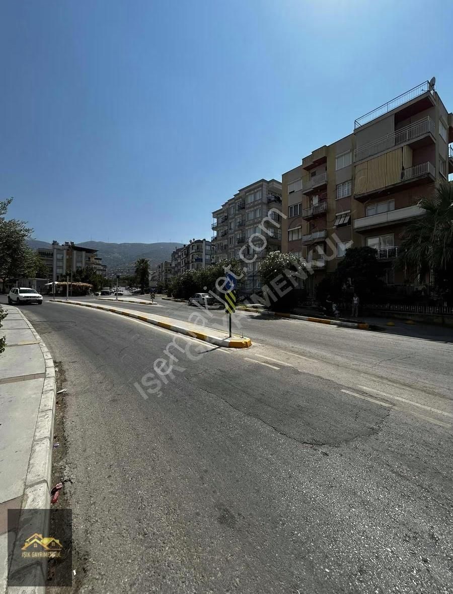 Işık Gayrimenkul'den Satılık Hürriyet Mh. Cadde Üzeri Daire - Görsel 12