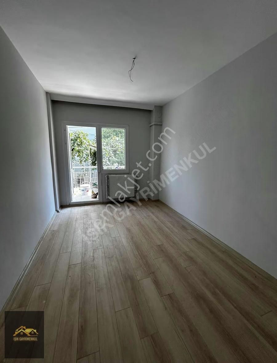 Işık Gayrimenkul'den Satılık Hürriyet Mh. Cadde Üzeri Daire - Görsel 19