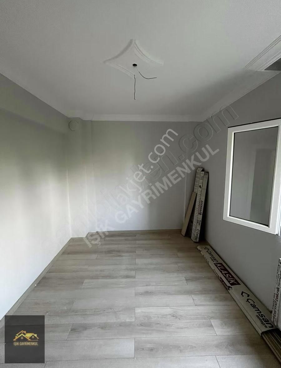 Işık Gayrimenkul'den Satılık Hürriyet Mh. Cadde Üzeri Daire - Görsel 7