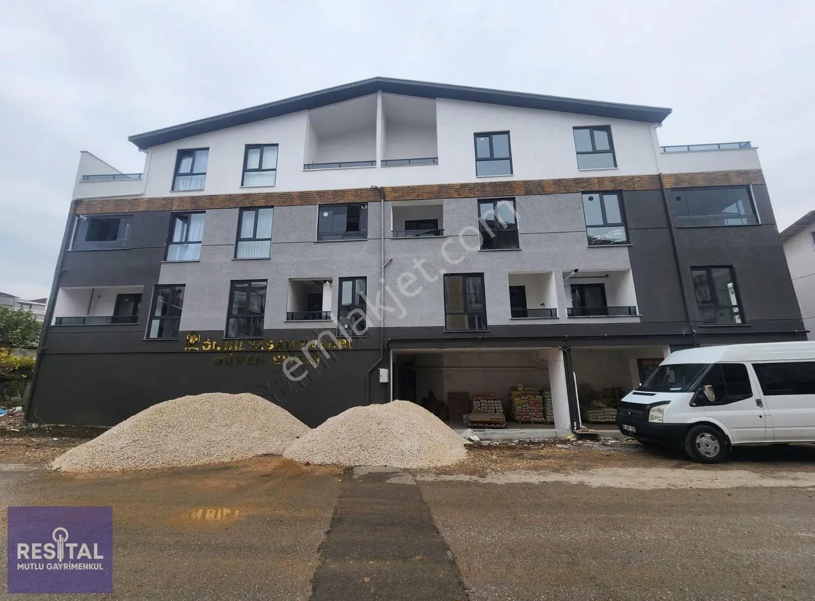 Rs Mutlu Özlüce Köy İçinde Net 50 M2 Satılık 1+1 Daire - Görsel 4