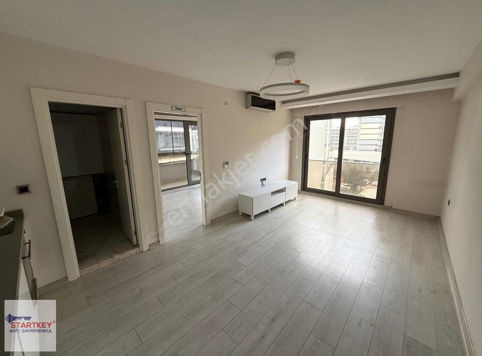 Avcılar Cadde Teras Ara Kat 1+1 Satılık Cam Balkonlu Daire - Görsel 16