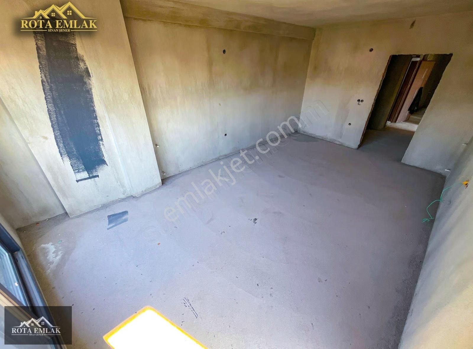 Rota Emlak'tan Gümüldür Çarşıda Asansörlü Ebeveyn Banyolu 3+1 - Görsel 2