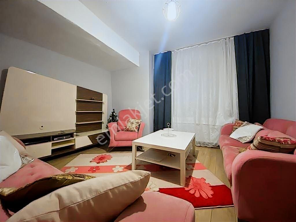 Yıldıztepe'de, Ana Caddeye Ve Metroya Yakın, 105m2, Bahçeli 2+1 - Görsel 8