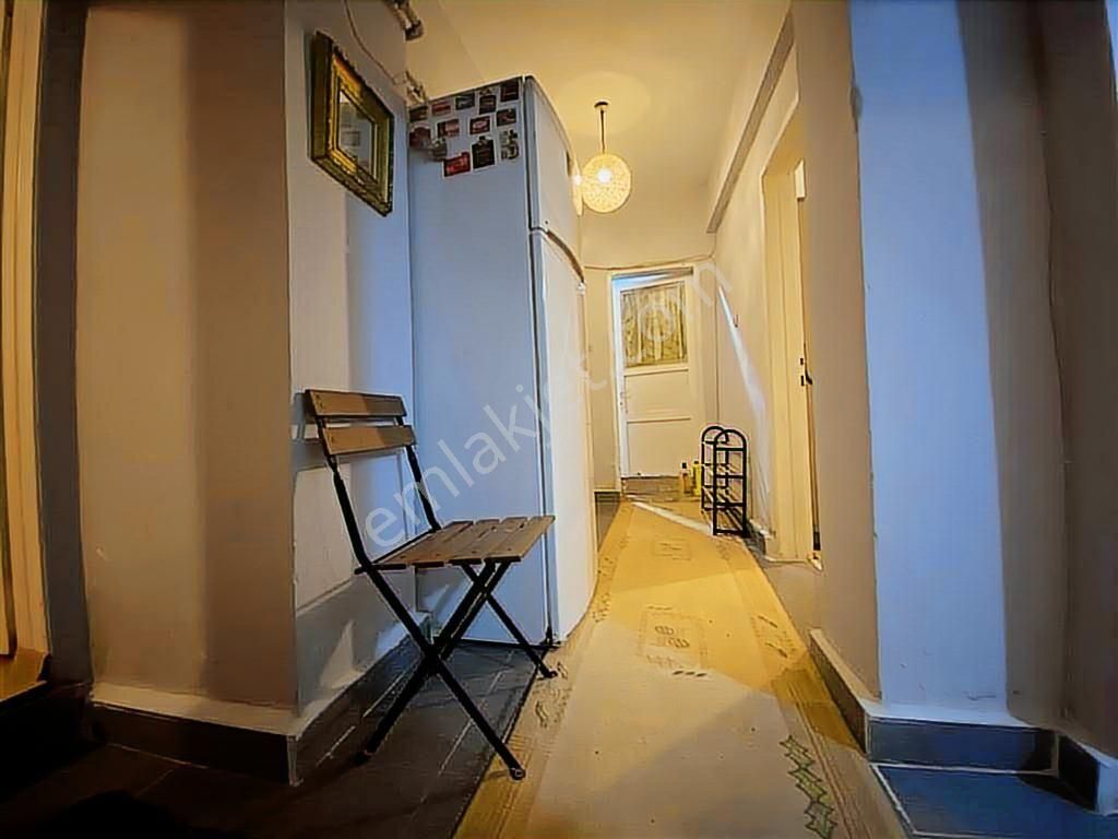 Yıldıztepe'de, Ana Caddeye Ve Metroya Yakın, 105m2, Bahçeli 2+1 - Görsel 13