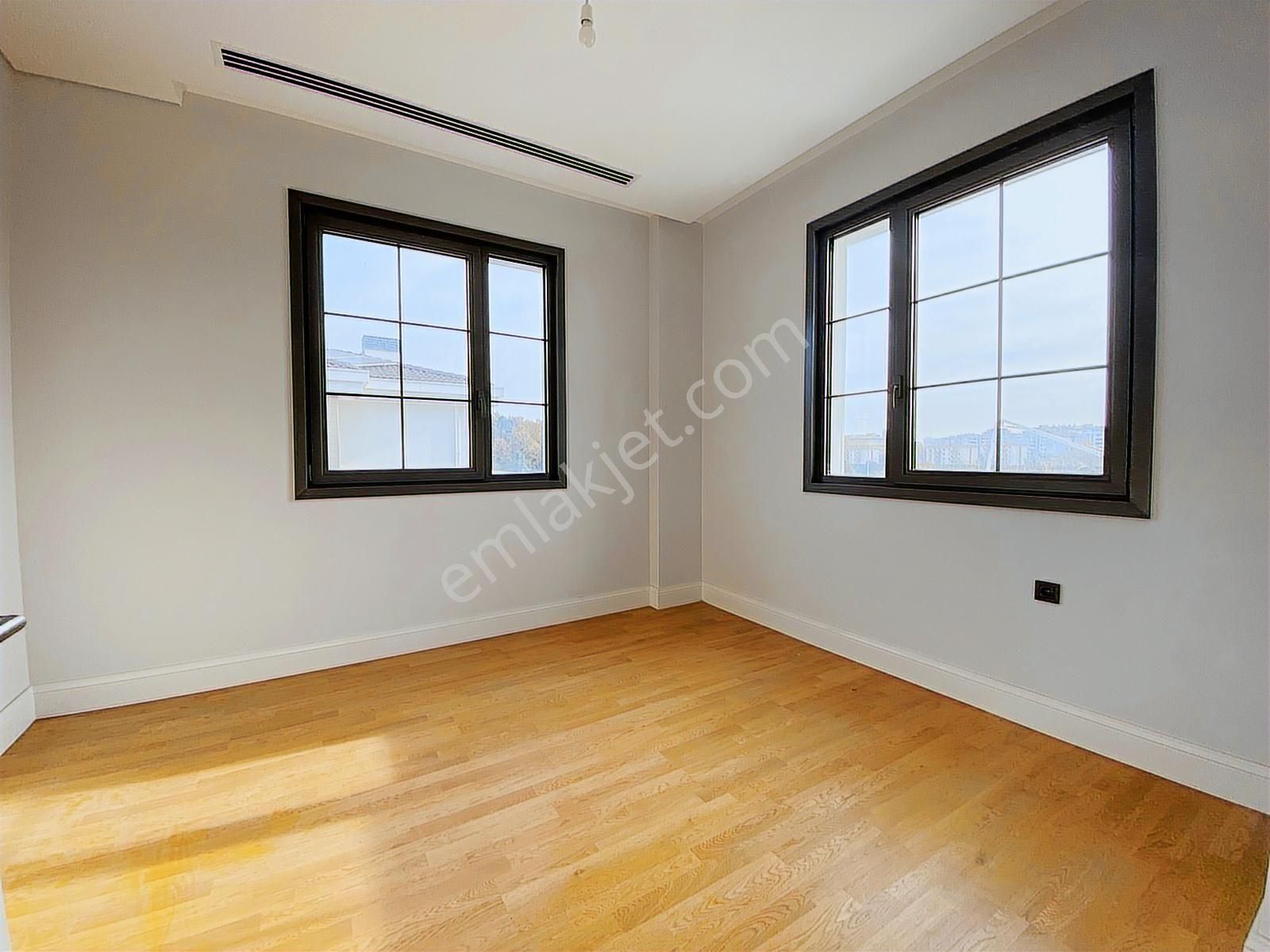 Çınarköy Evlerinde Çift Teraslı, Ebeveyn Suitli, Müstakil Villa - Görsel 22