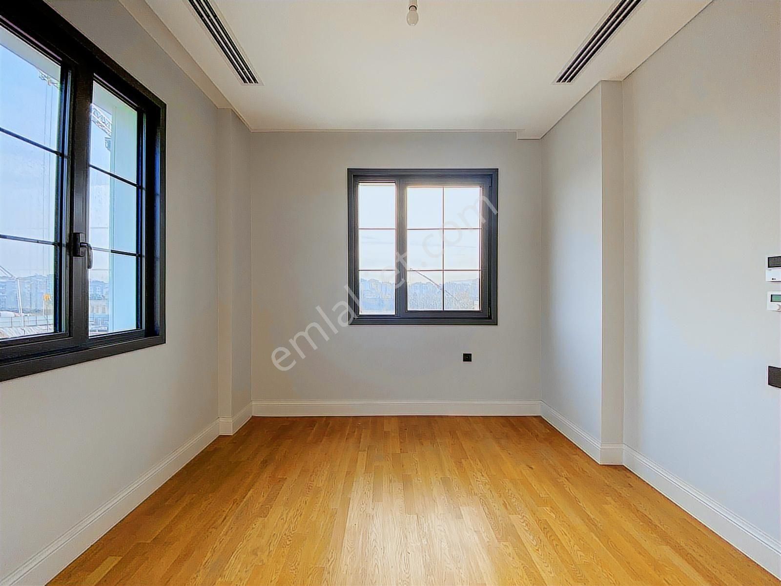 Çınarköy Evlerinde Çift Teraslı, Ebeveyn Suitli, Müstakil Villa - Görsel 19