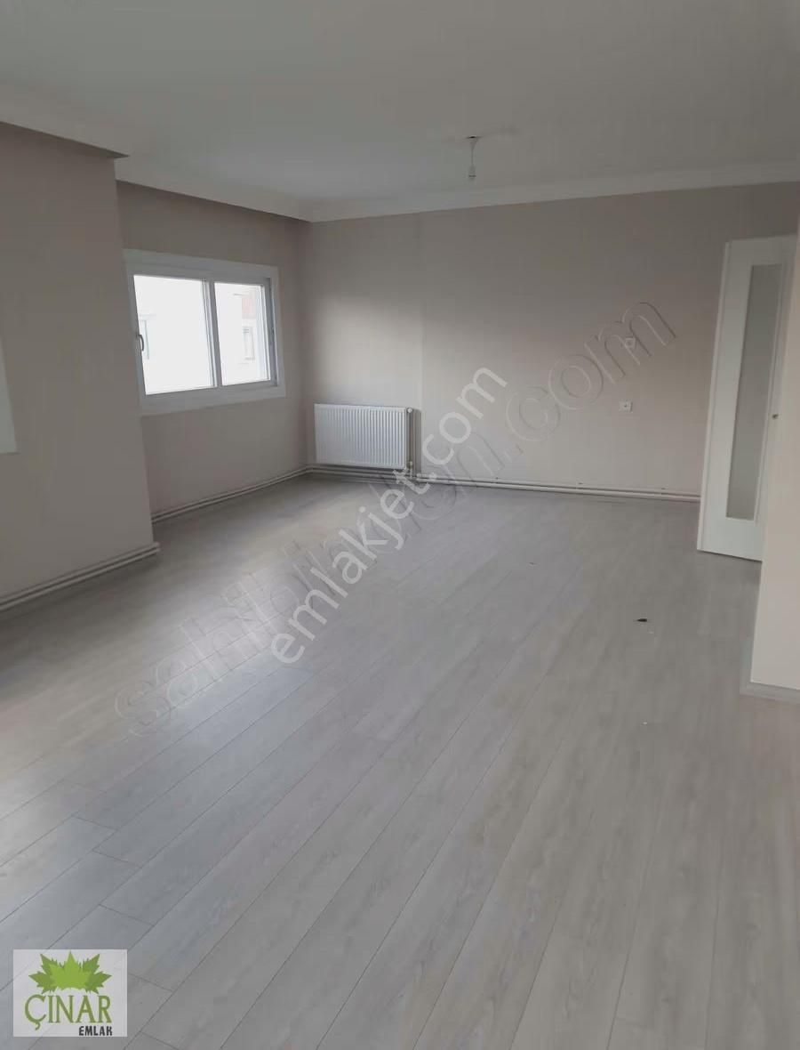 Çınar Emlak'tan Cumhuriyet Mah. Satılık 4+1 Daire 190 Mt Full - Görsel 14