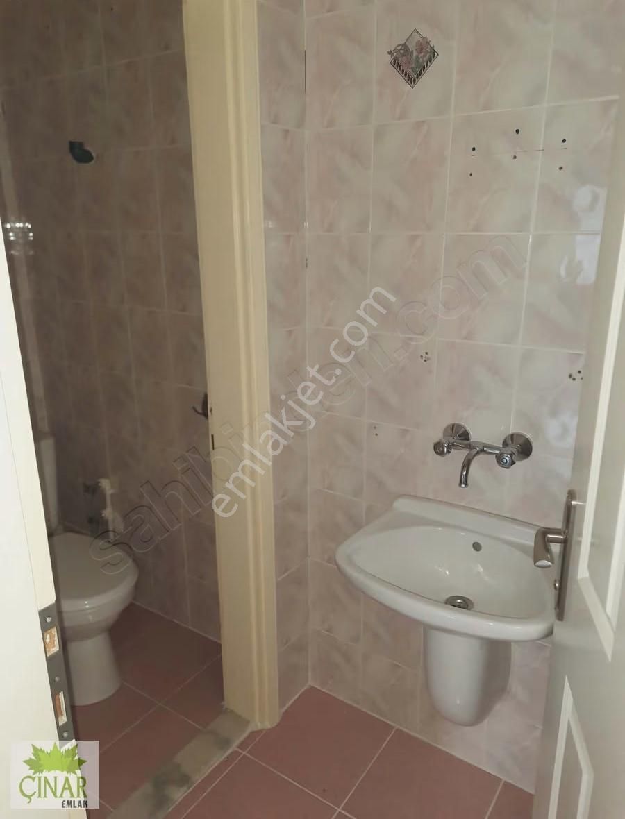 Çınar Emlak'tan Cumhuriyet Mah. Satılık 4+1 Daire 190 Mt Full - Görsel 13