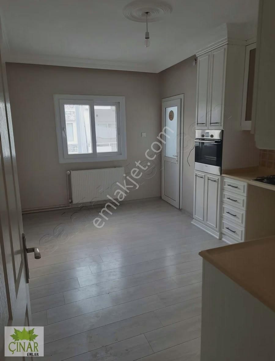 Çınar Emlak'tan Cumhuriyet Mah. Satılık 4+1 Daire 190 Mt Full - Görsel 25