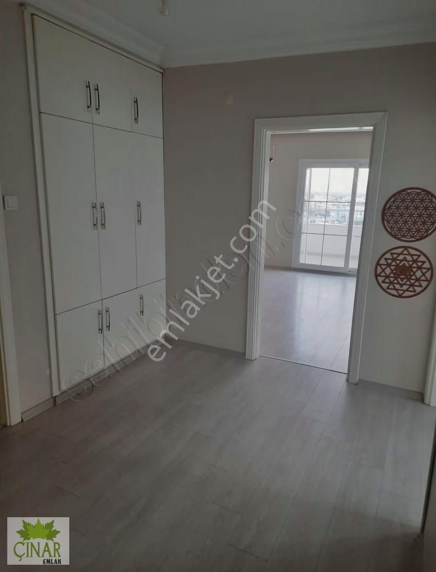 Çınar Emlak'tan Cumhuriyet Mah. Satılık 4+1 Daire 190 Mt Full - Görsel 7