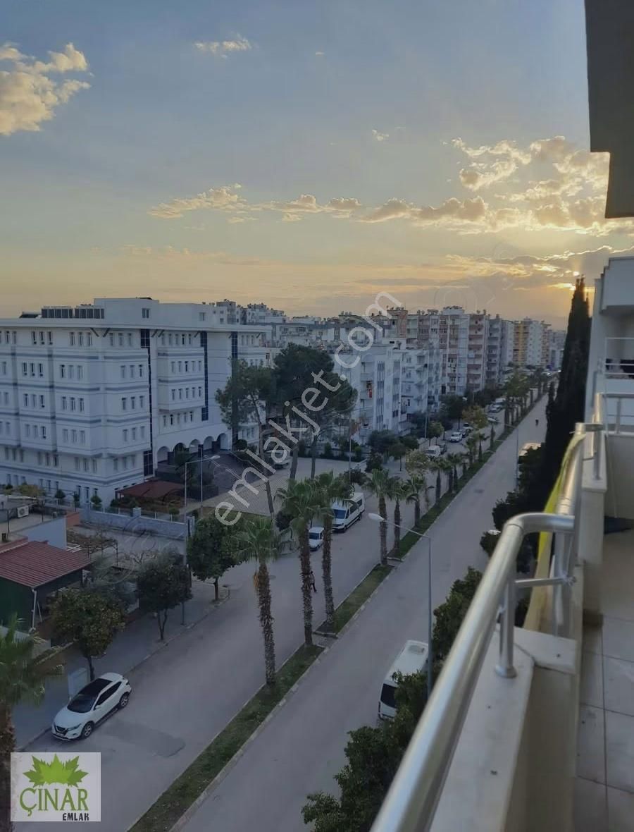 Çınar Emlak'tan Cumhuriyet Mah. Satılık 4+1 Daire 190 Mt Full - Görsel 5