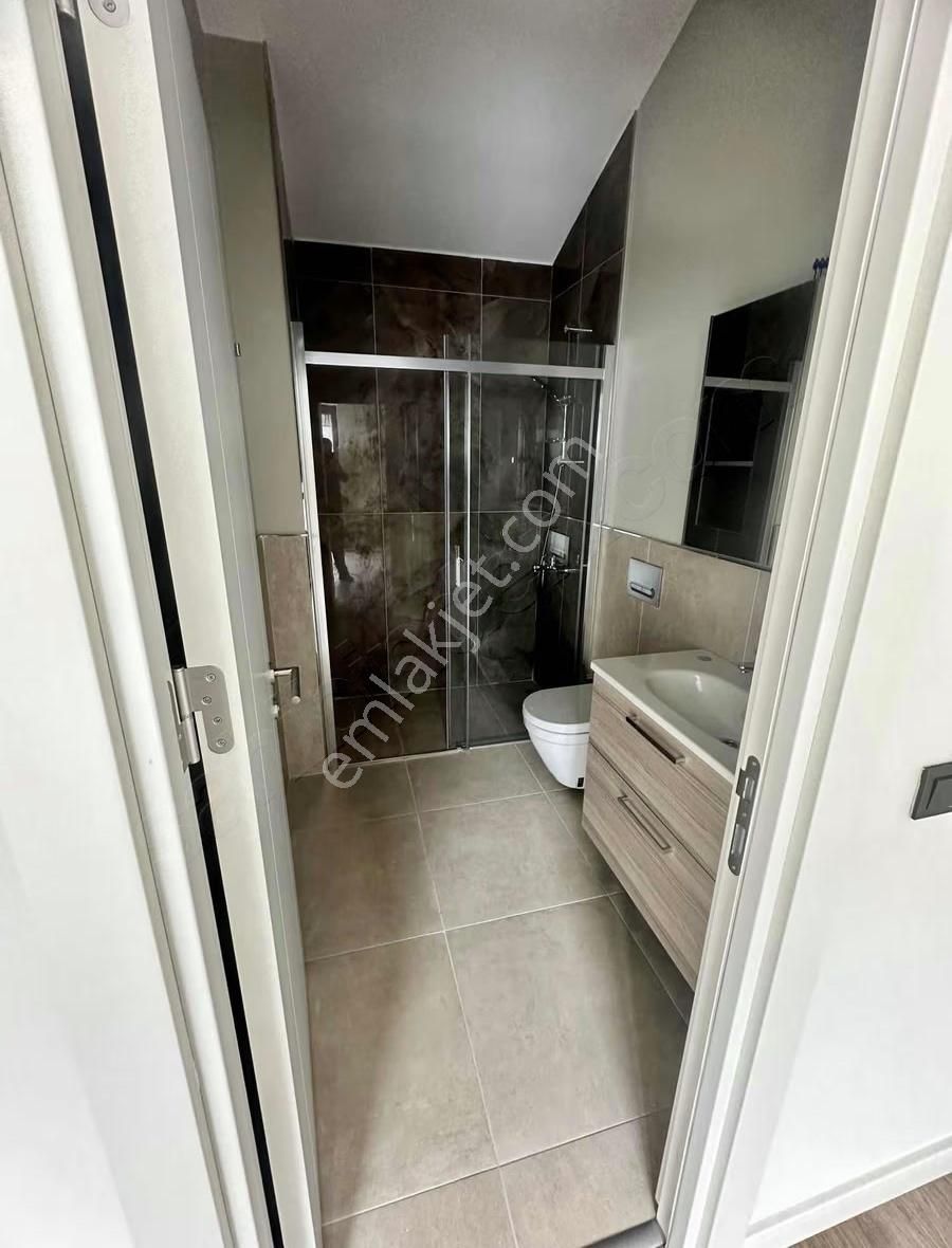 Uskumruköy Dekar Bahçeli Ferah 2+1 Kiralık Villa - Görsel 6