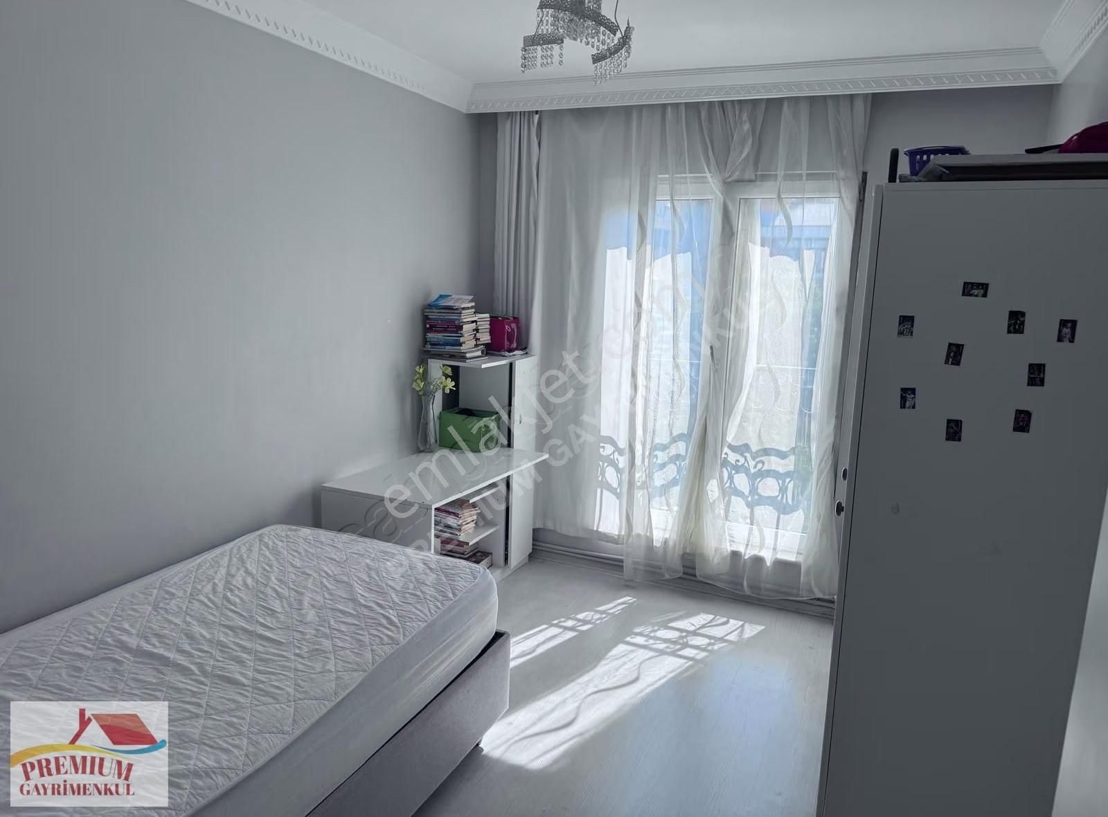 Başakşehir 5 Etap Kalamış Sitesinde Köşe Daire 3 Cepheli - Görsel 23