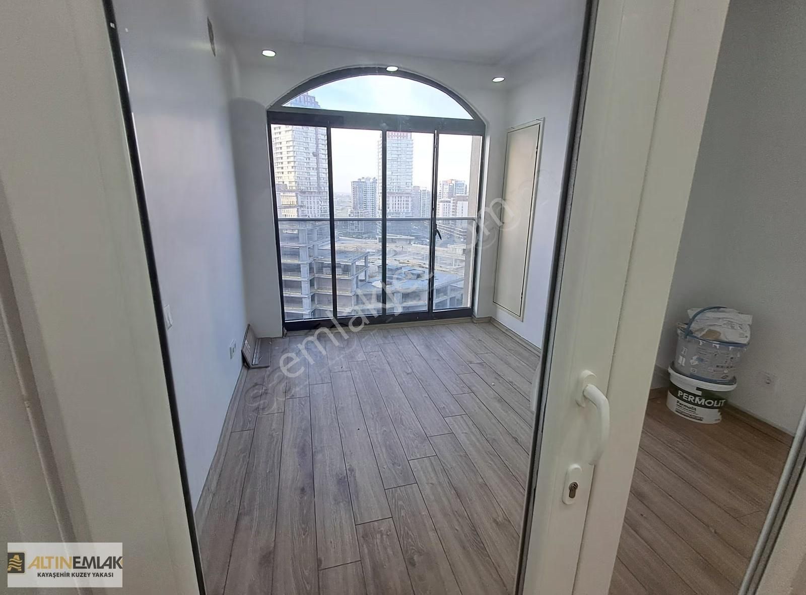 (hemen Taşın) Başakşehir Park Mavera 1 Sitesi Satılık 4+1 Daire - Görsel 4