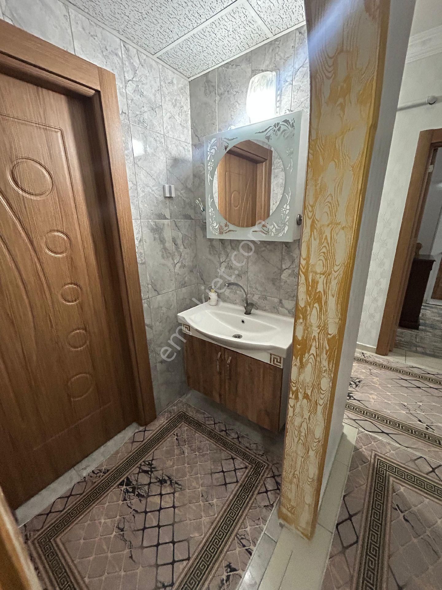 Orhan Gazi Gayrimenkul Den Arakat 3+1 Asansörlü - Görsel 16