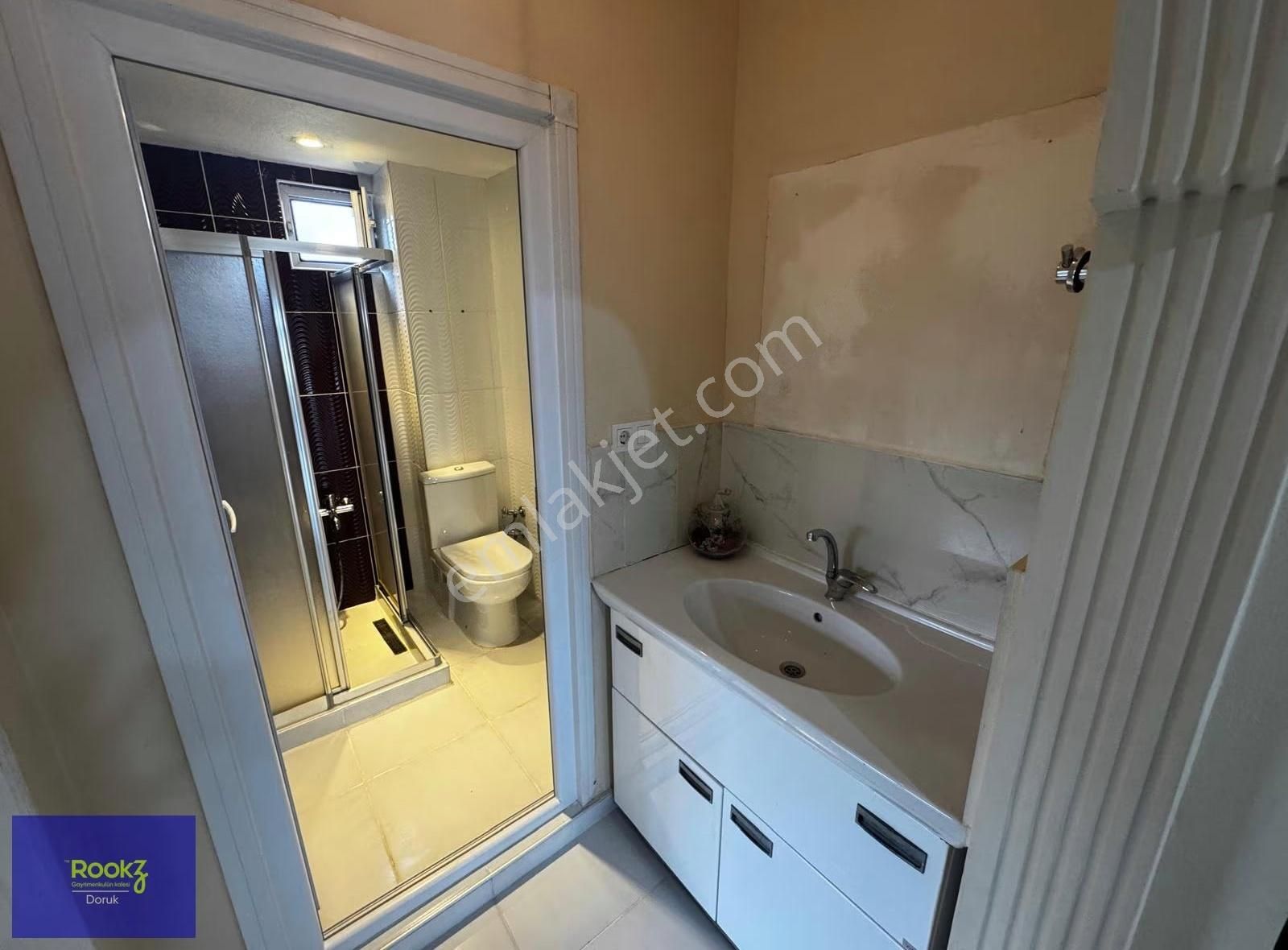 Rookzdoruk'dn Orhangazide Merkezi Konum İçi Komple Yenlenmiş 2+1 - Görsel 17