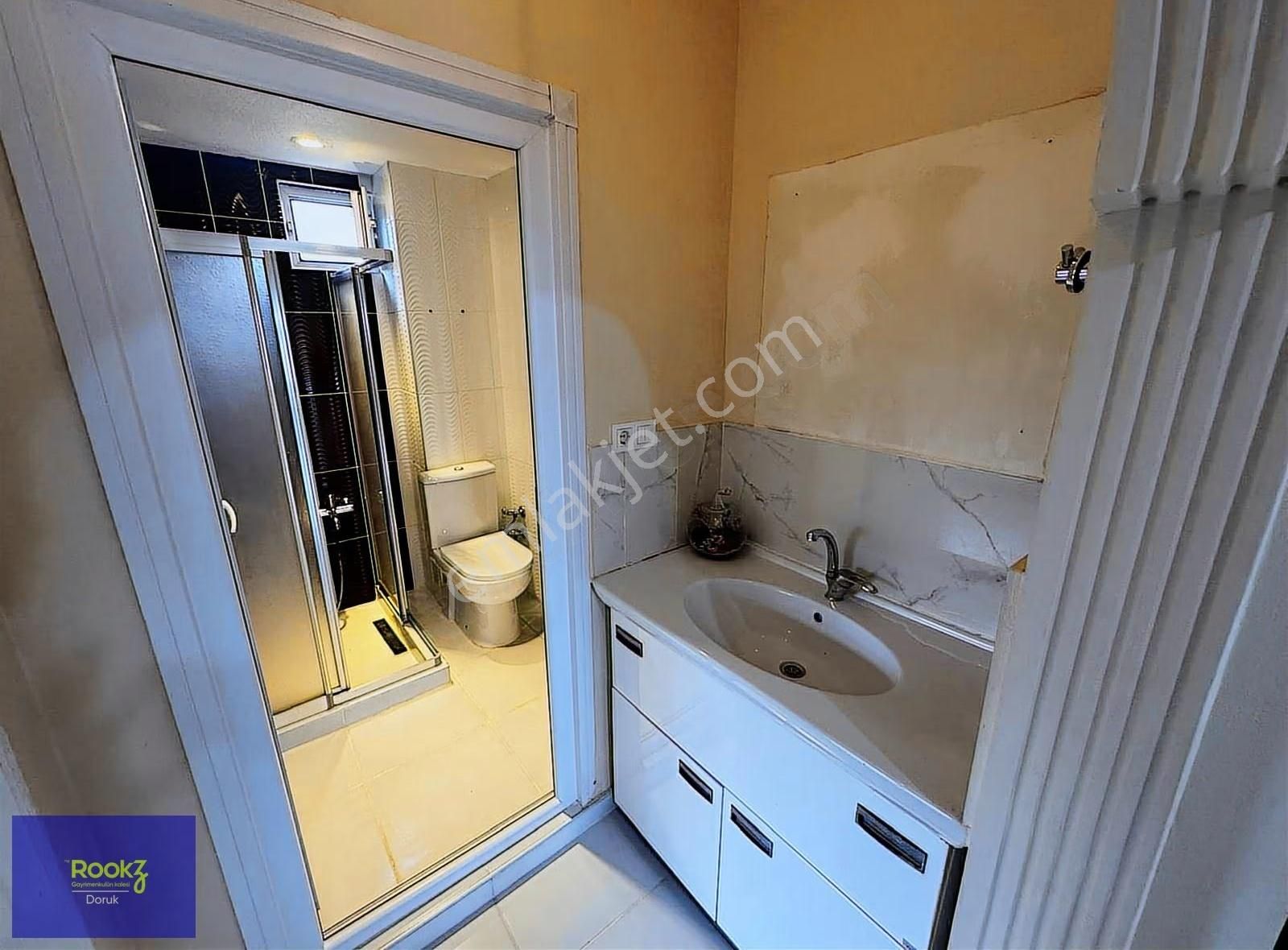 Rookzdoruk'dn Orhangazide Merkezi Konum İçi Komple Yenlenmiş 2+1 - Görsel 10