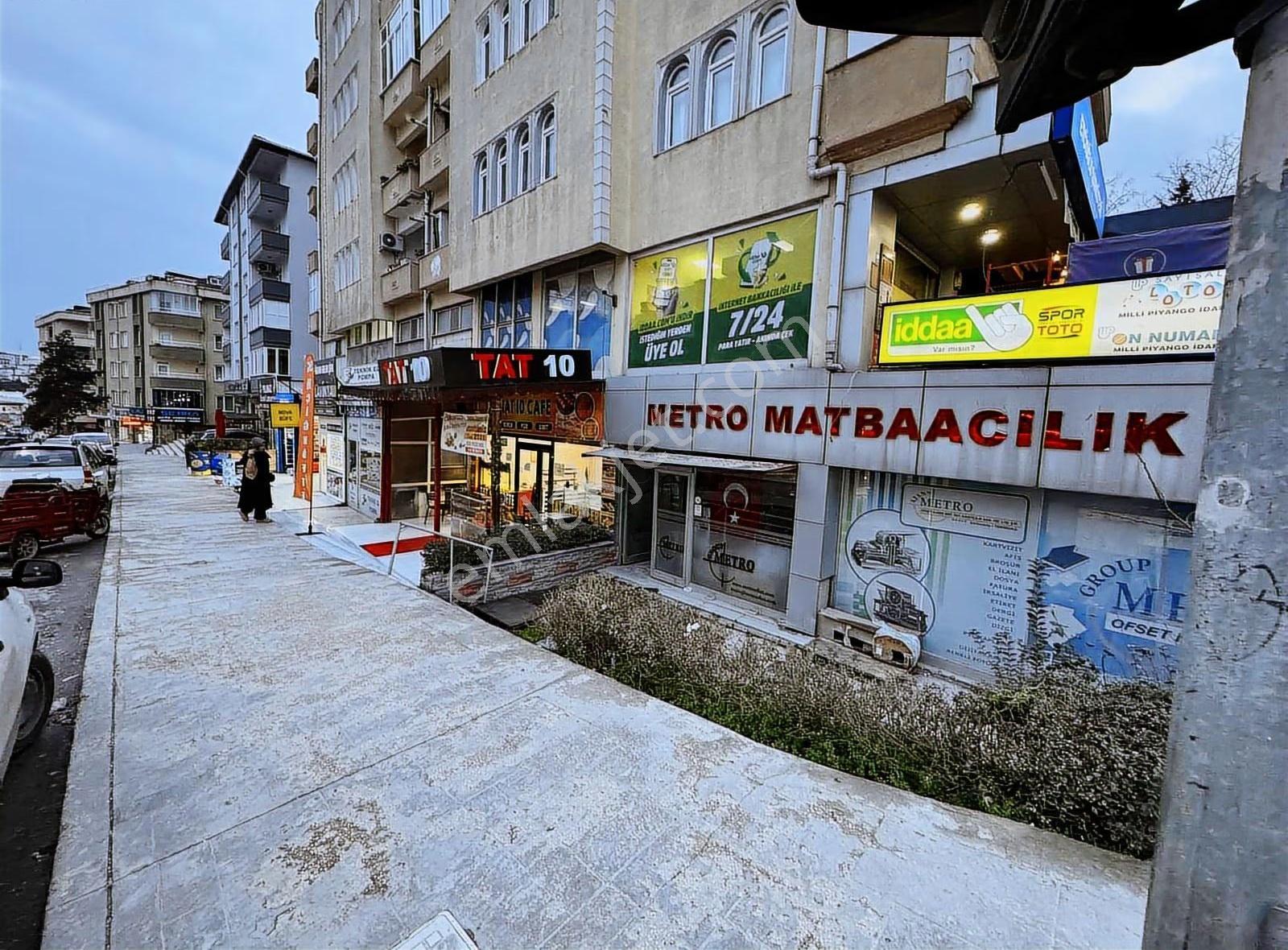 Fevzipaşa Mahallesin De Satılık 40+40=80m Dükkan - Görsel 5