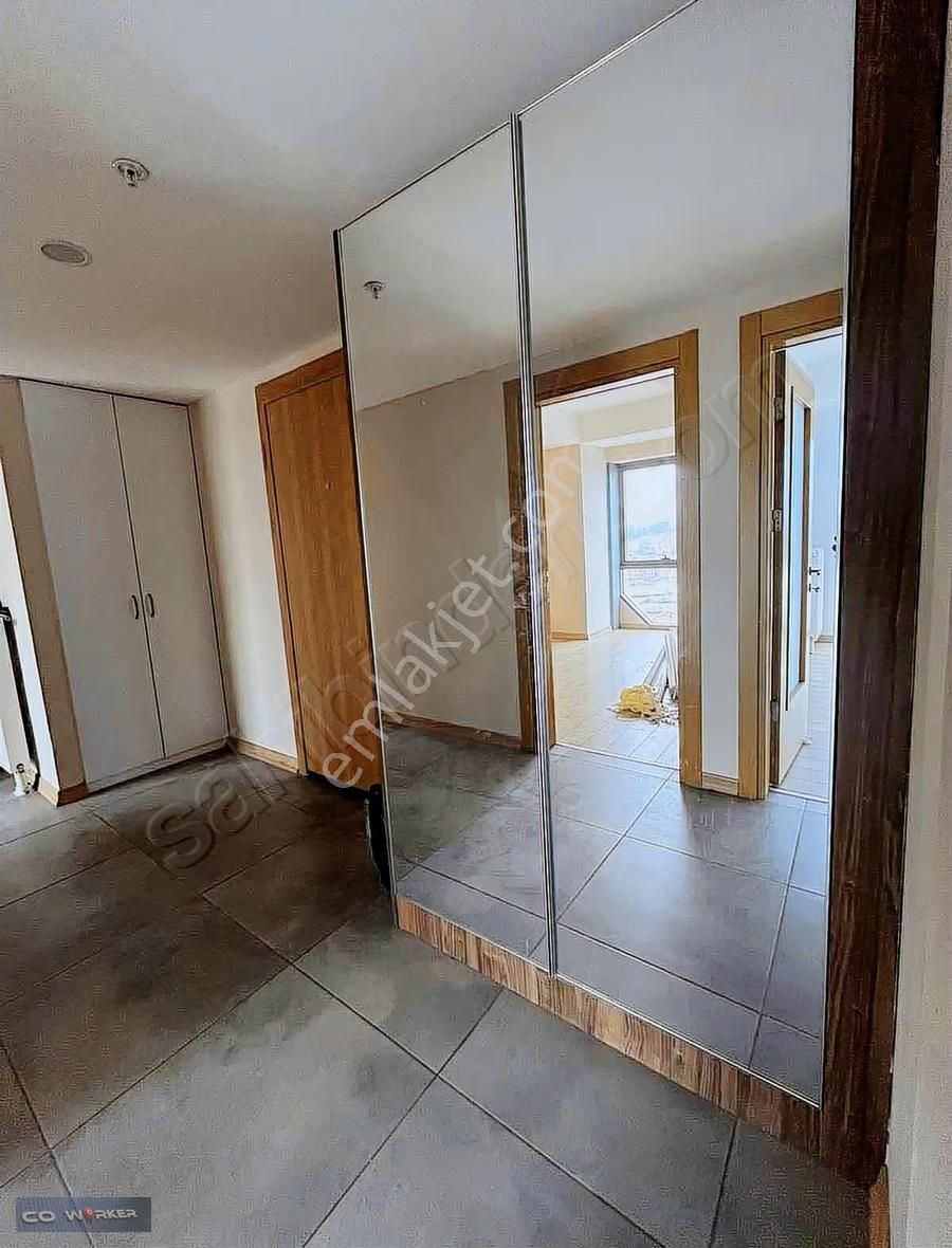 Kadıköyde Metrobüse Yakın Havuzlu Site Ebeveyn Banyolu - Görsel 7