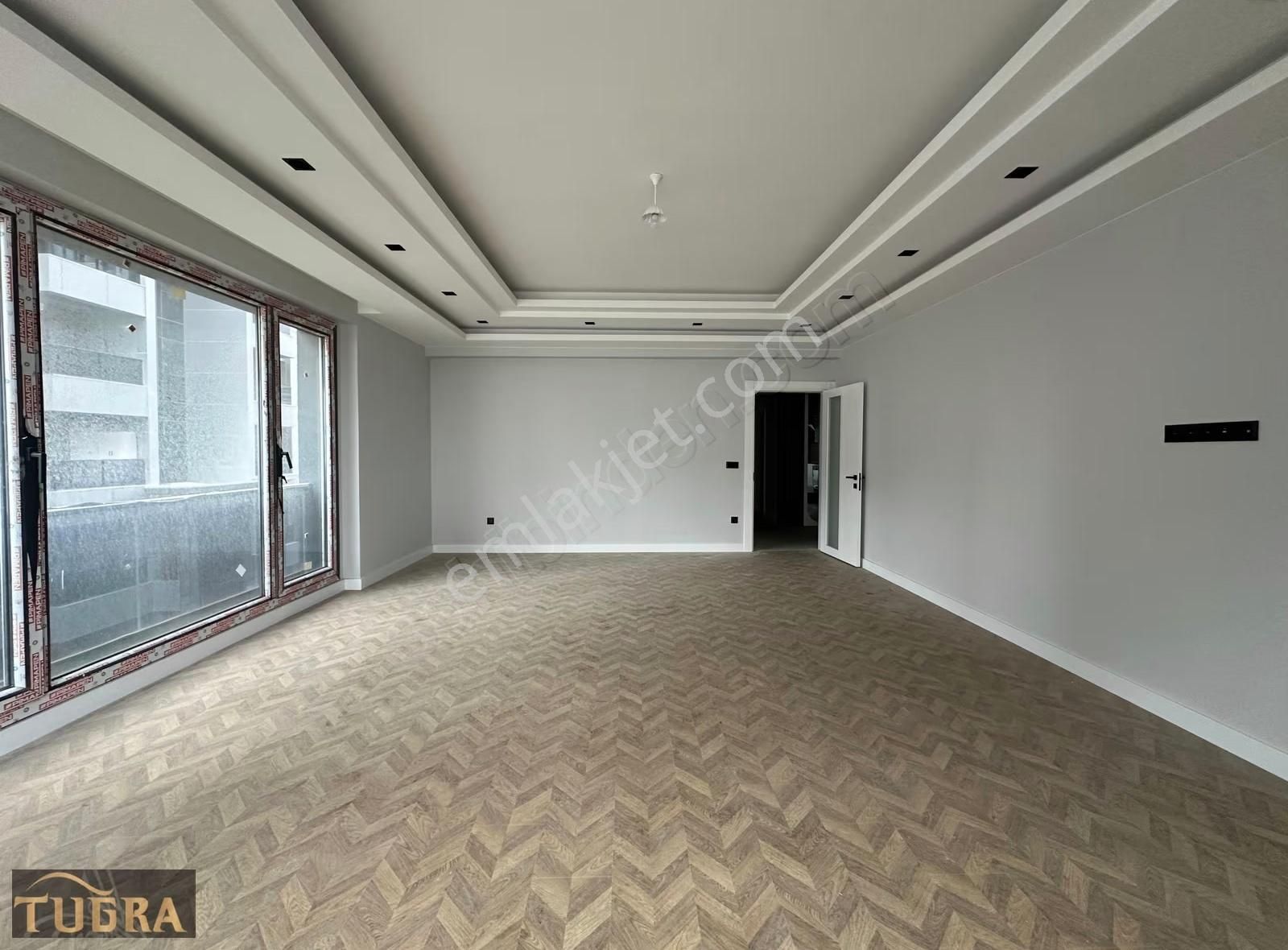 Tuğra'dan Hürriyet Mah. Lüks Site İçi Ara Kat 3+1 150m² Satılık - Görsel 8