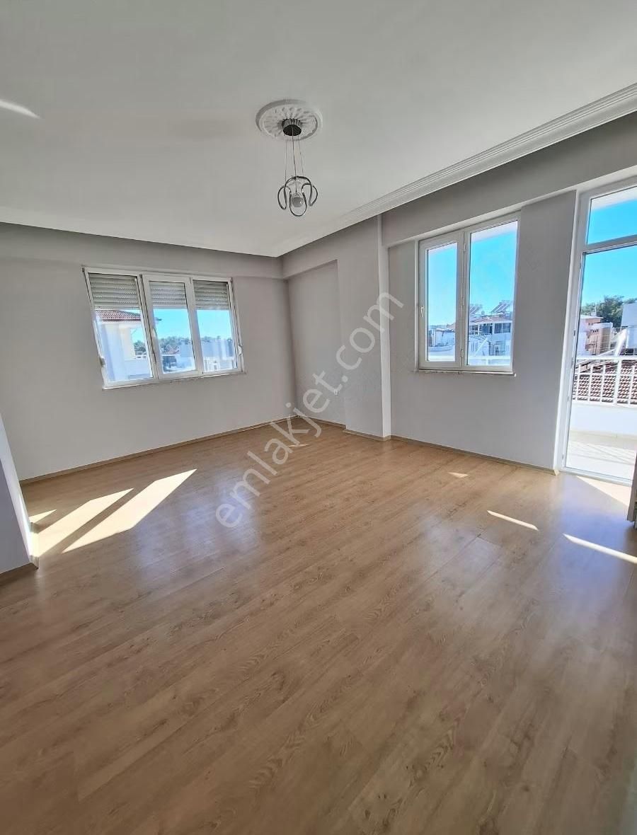 Sarılar Cumhuriyet Caddesine 1.parsel 3.kat 2+1 Satılık Daire - Görsel 10