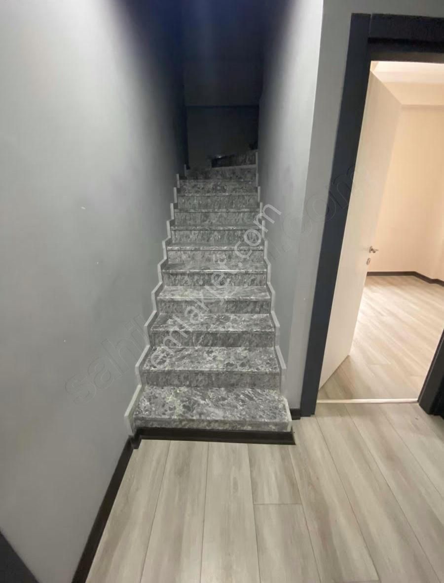 Sarılar Çamlık Mahallesi'nde 3 + 1 Asansörlü Dubleks - Görsel 15