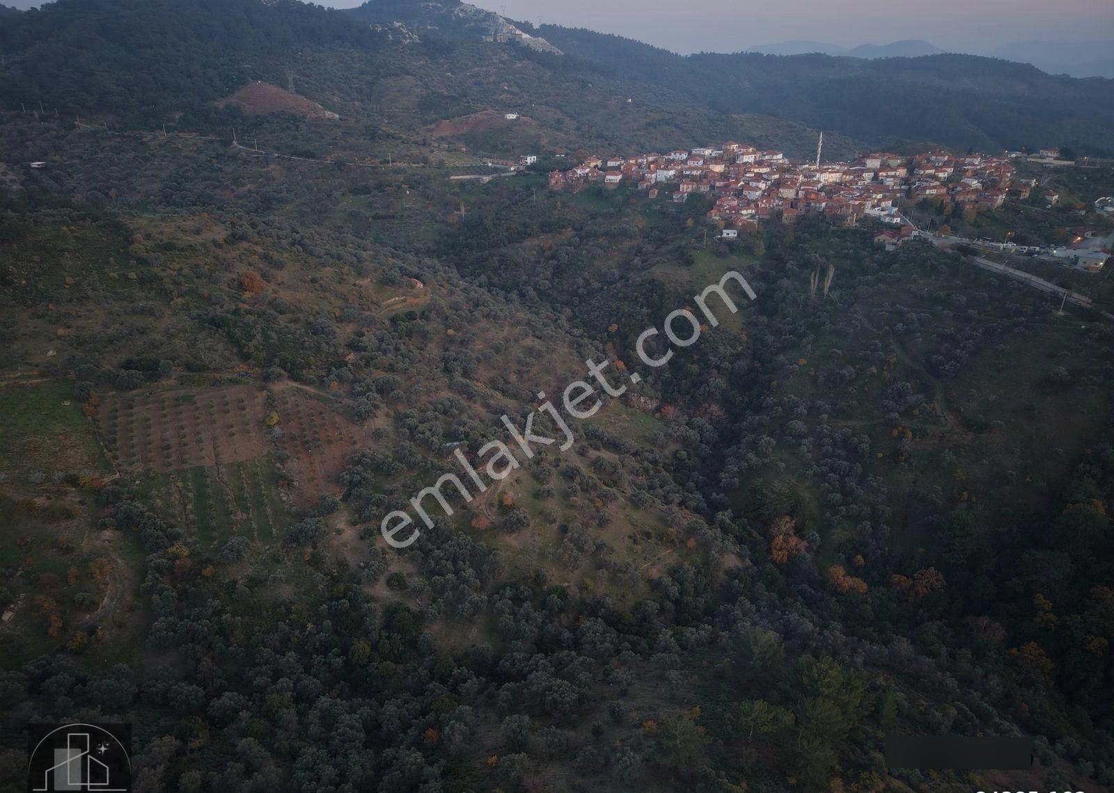 İzmir Seferihisar Beyler Köyü Manzaralı Yola Cepheli 17.200 M² - Görsel 2