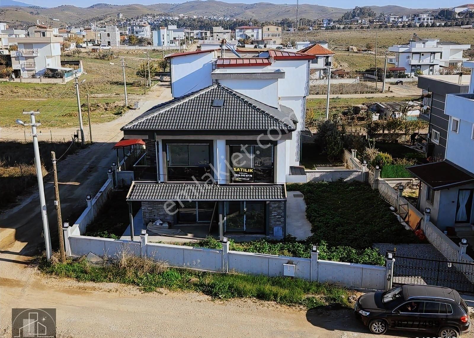 Düzce'de Köşe Parsel 310 M2 Arsa İçerisinde Satılık 3+1 Villa