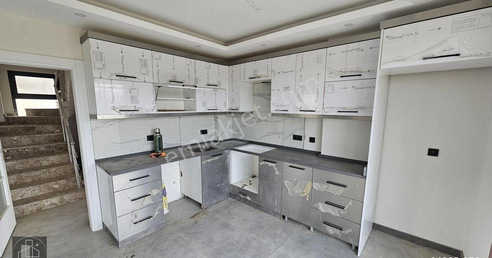 Düzce'de Köşe Parsel 310 M2 Arsa İçerisinde Satılık 3+1 Villa - Görsel 6