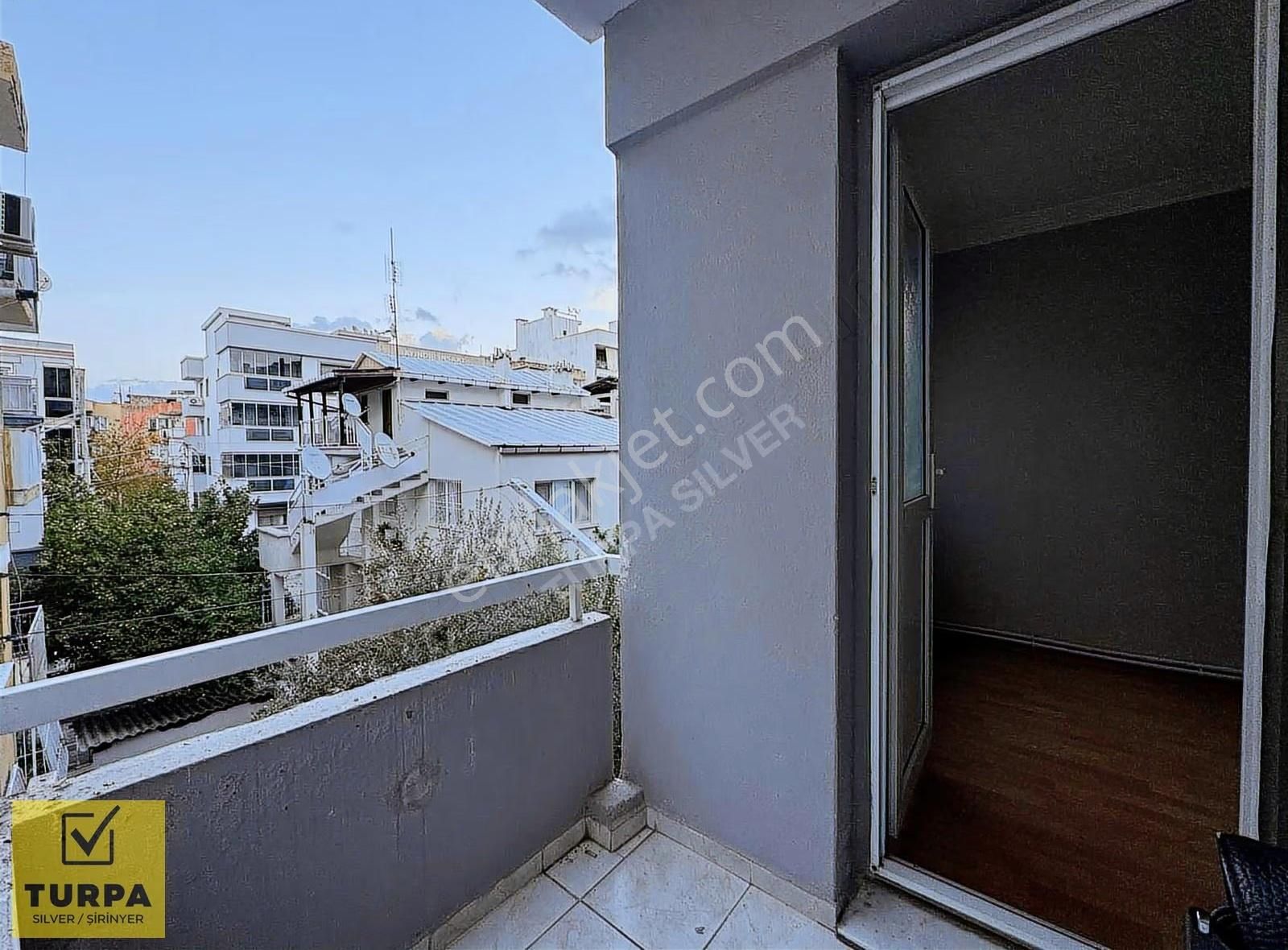 Şirinyerde İzbana Yürüme Mesafesinde Kapalı Mutfak Kiralık Daire - Görsel 4