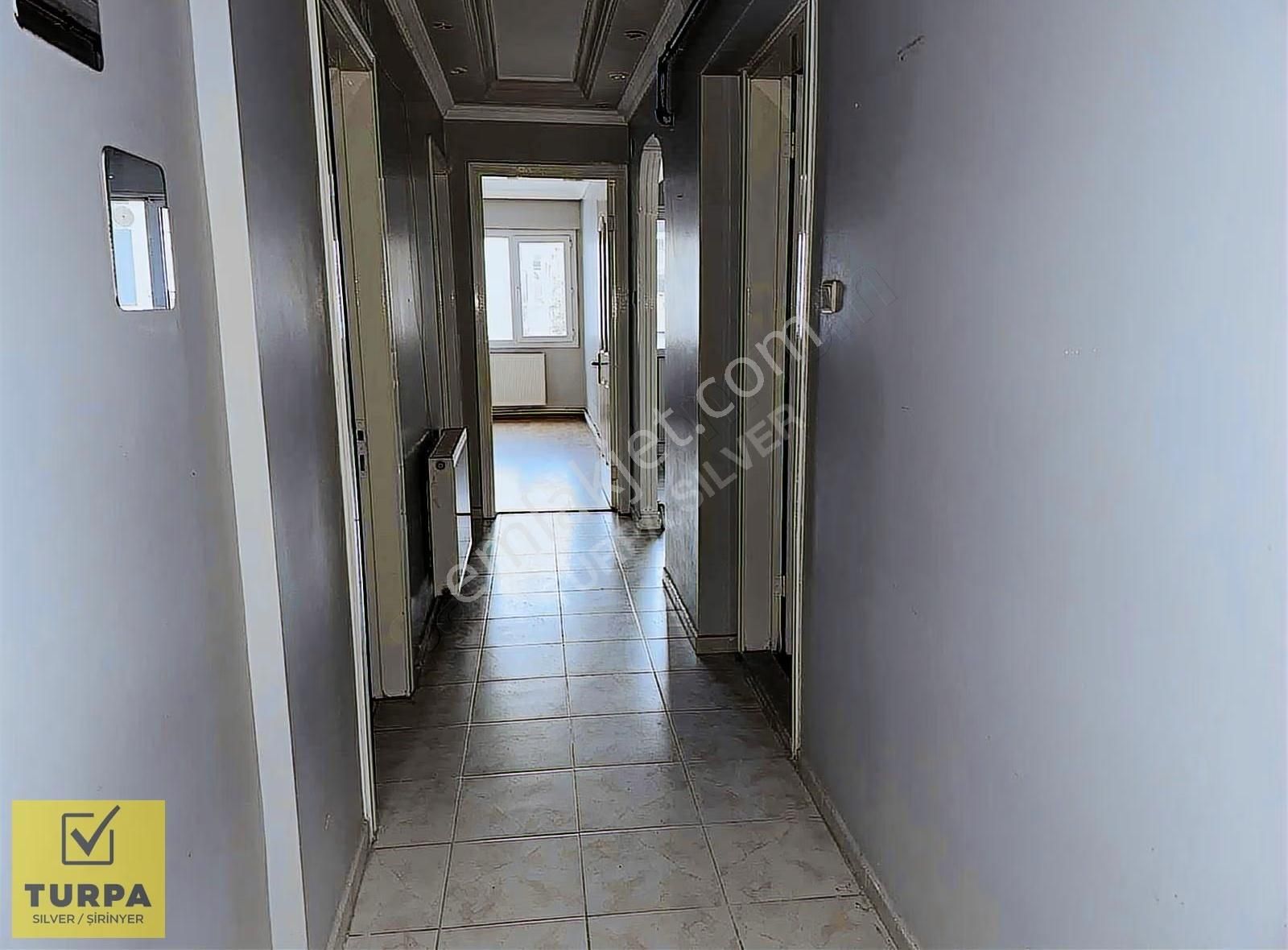 Şirinyerde İzbana Yürüme Mesafesinde Kapalı Mutfak Kiralık Daire - Görsel 10
