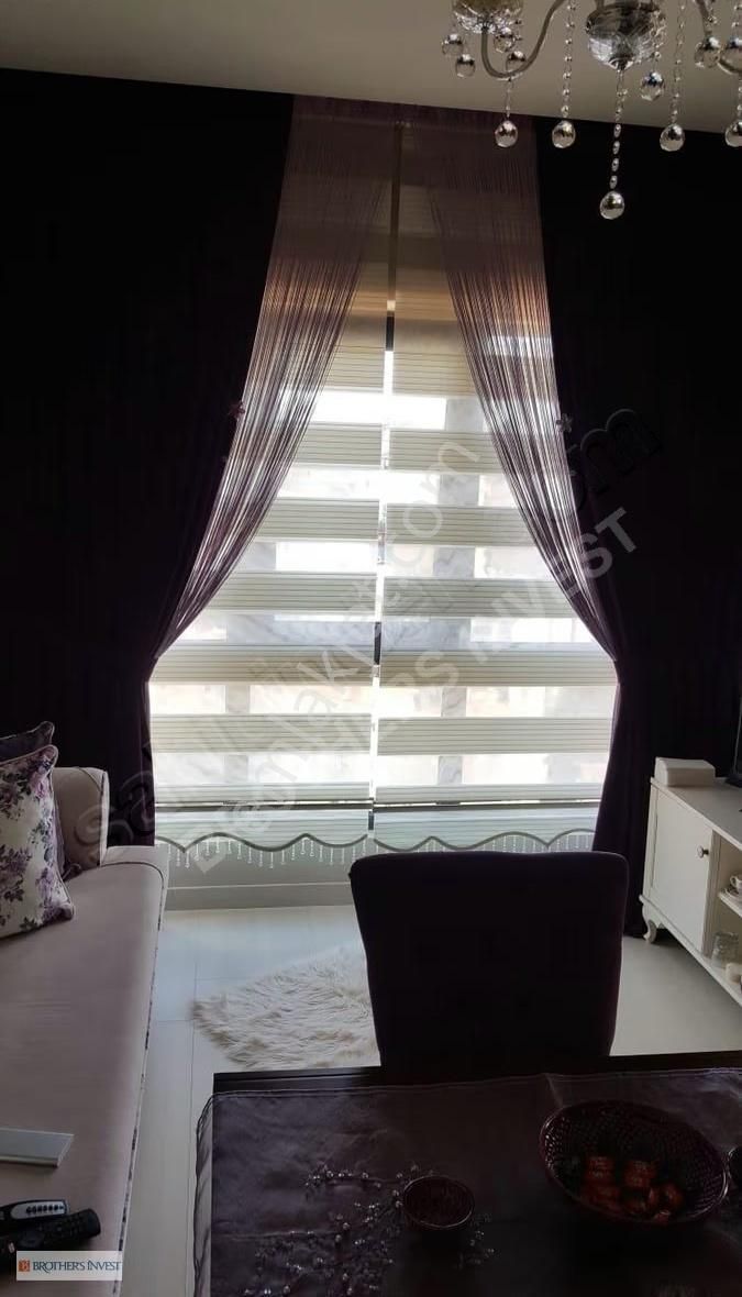 Brothers'tan Nef 98 Sitesinde Yüksek Kat Çift Cephe Satılık 1+1 - Görsel 16