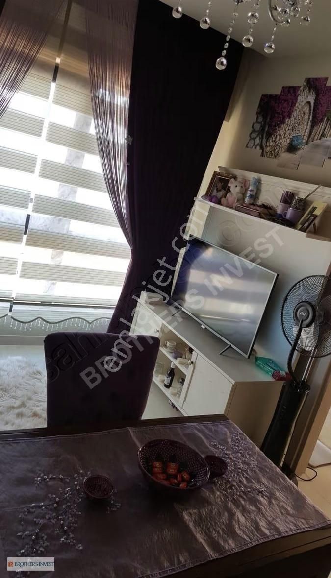 Brothers'tan Nef 98 Sitesinde Yüksek Kat Çift Cephe Satılık 1+1 - Görsel 12