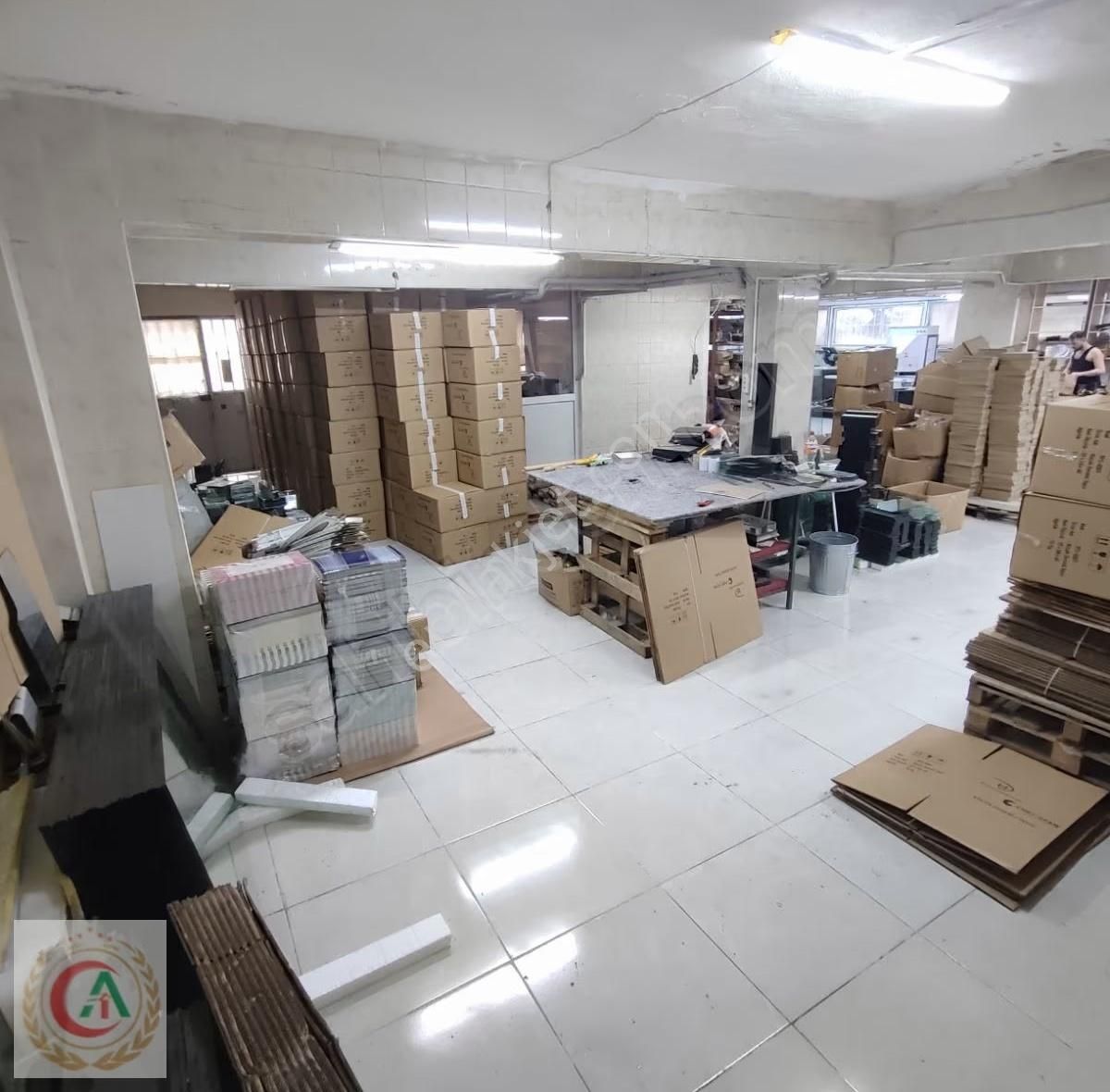 Akdoğan İnş Yunusemre Mah Kiralık Giriş Dükkan 220m2 Kira 25.000 - Görsel 7