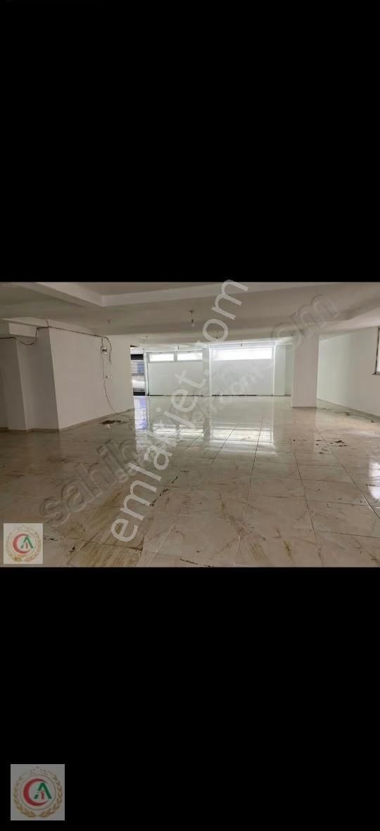 Akdoğan İnş Yunusemre Mah Kiralık Dükkan Yüksek Giriş 400m2 - Görsel 8