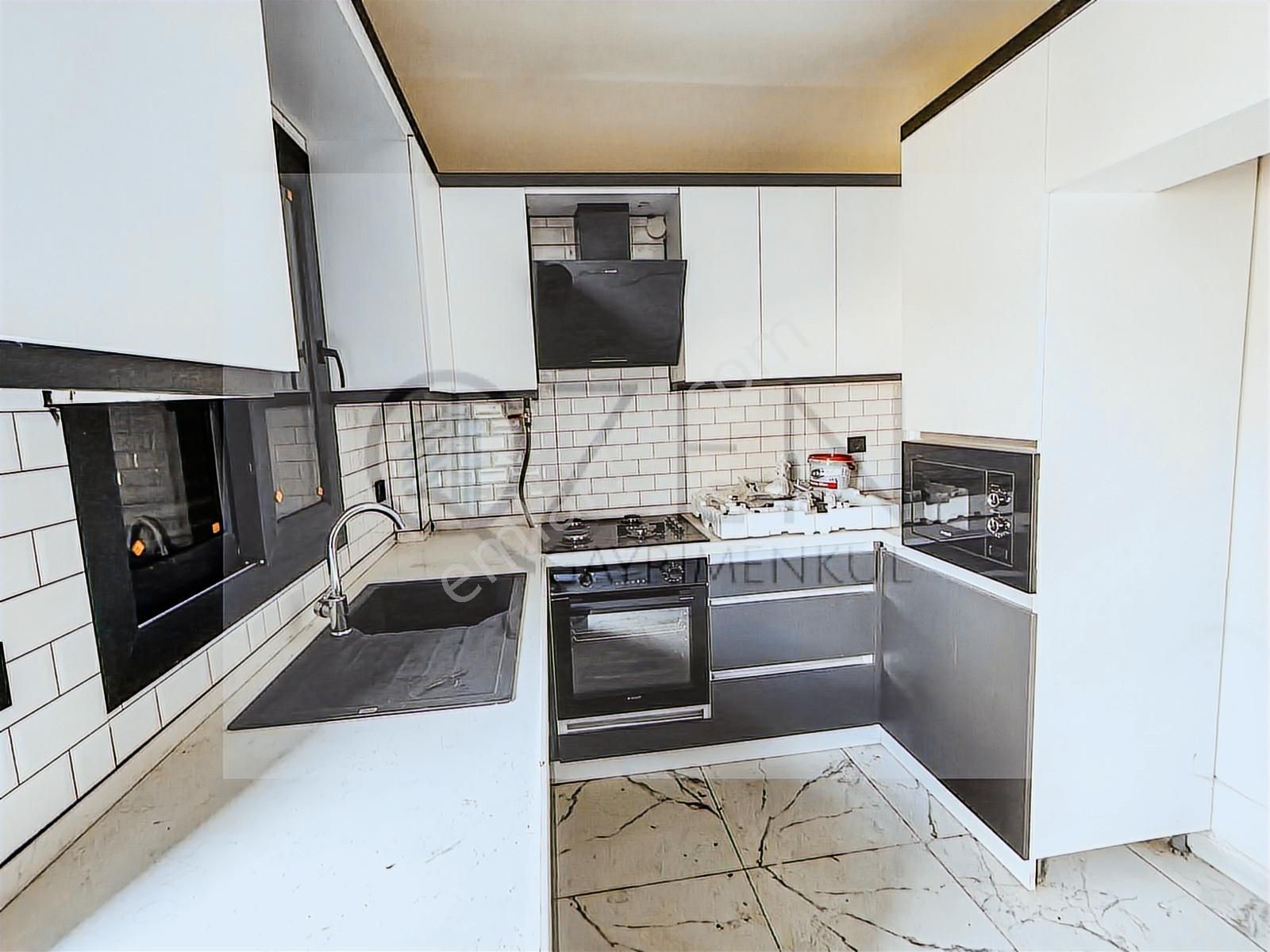 Daire Fiyatına Sıfır 4+1 Tripleks Villa! Geniş Bahçeli! - Görsel 2