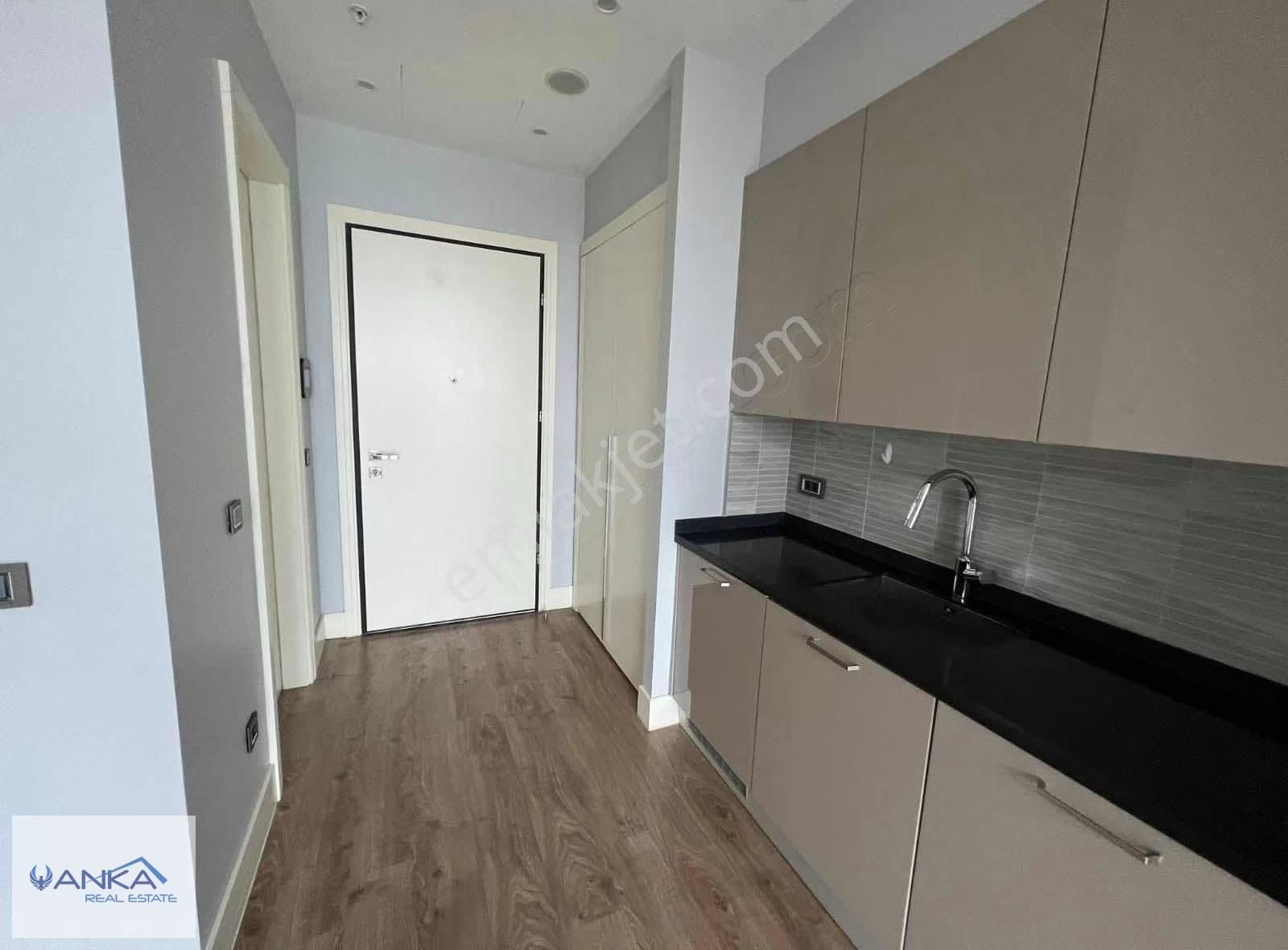 Anka Real Estate / Metropol İstanbul 1+0 Kiralık Ofis - Görsel 10