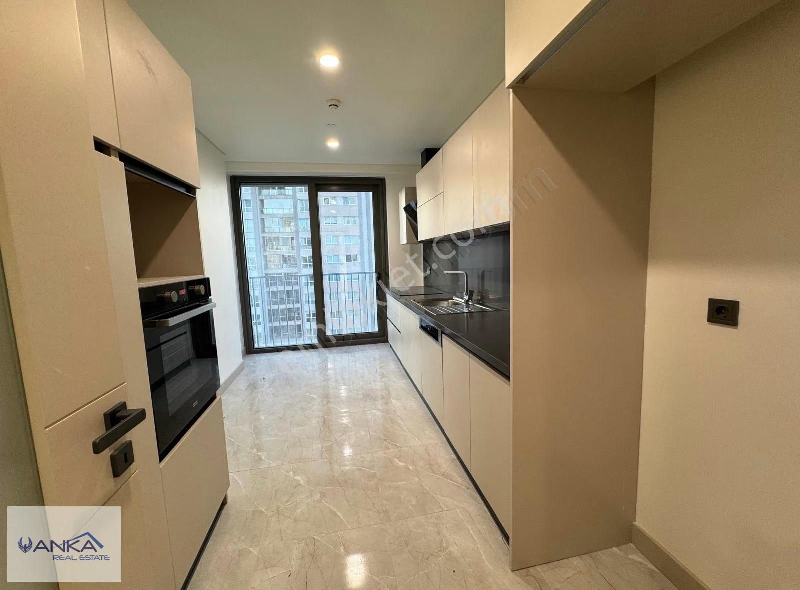 Ataşehir Modern 4+1 Kiralık Daire - Görsel 35