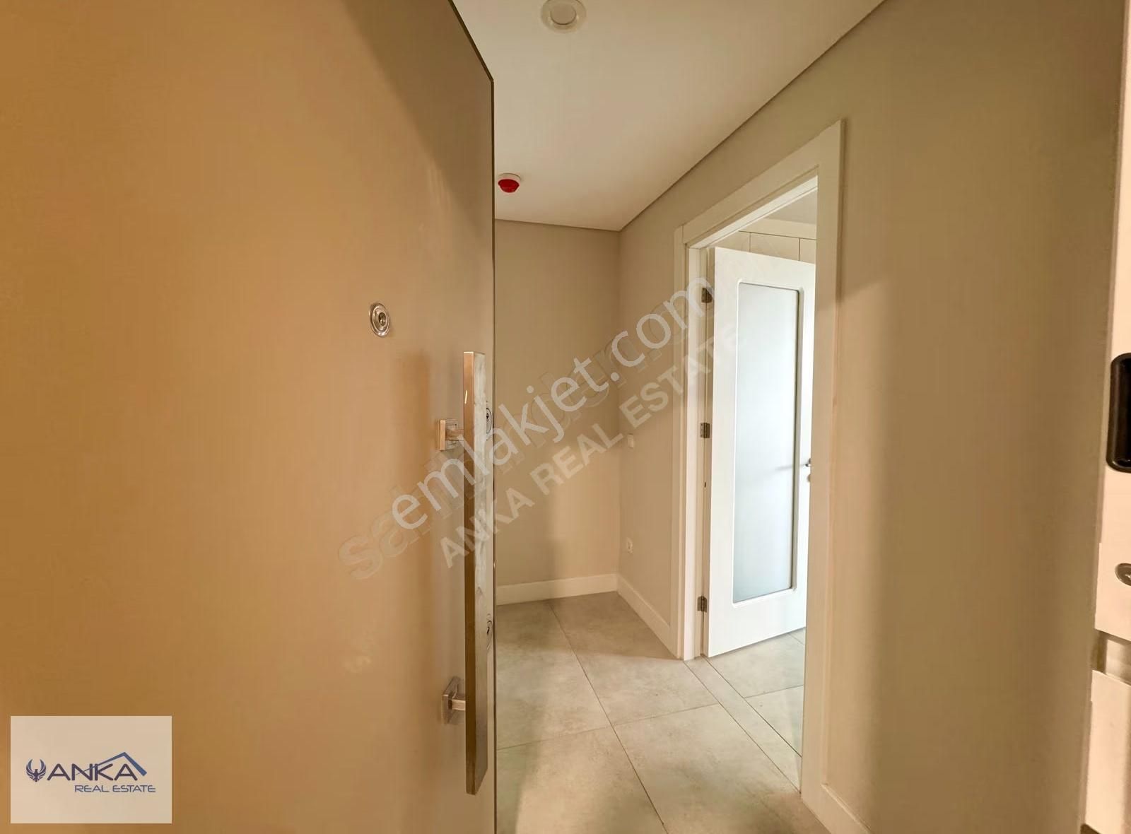 Batı Yakası Projesinde Geniş Oval Balkonlu 2+1 Daire - Görsel 11