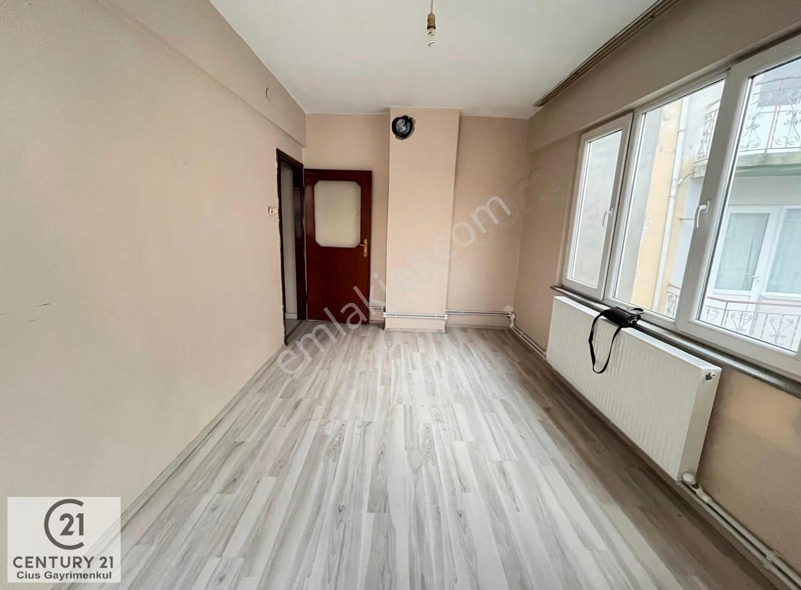 C21 Cius; Gemlik Merkezde Satılık 2+1 Daire - Görsel 8