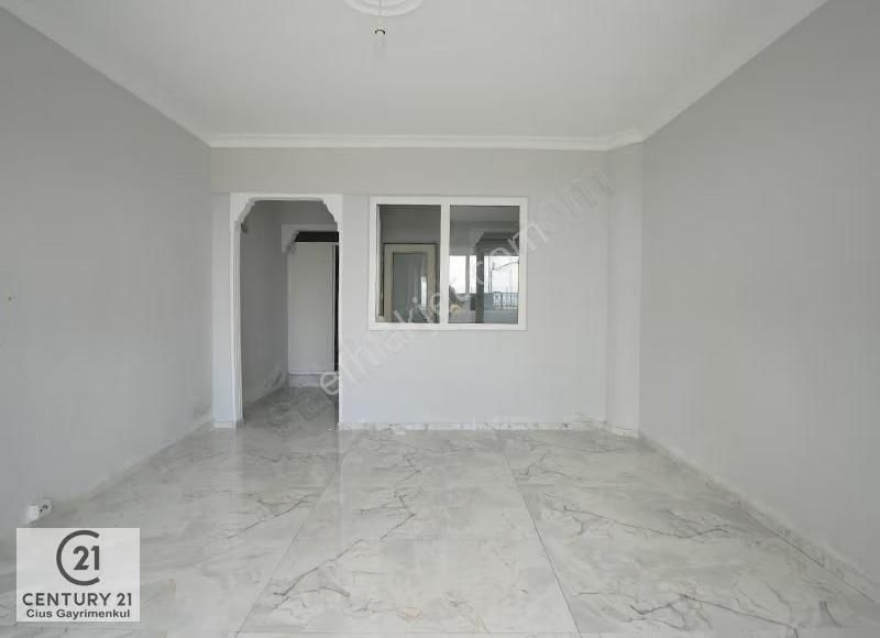 Kordona Cephe Denize Direkt Tüp Geçitli Studio Daire - Görsel 10