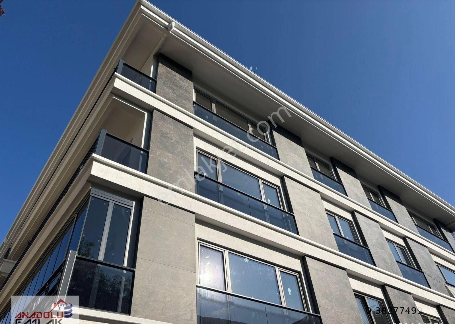 Anadoludan Bahçelievlerde Yeni Binada 1+1 Teraslı Lüx