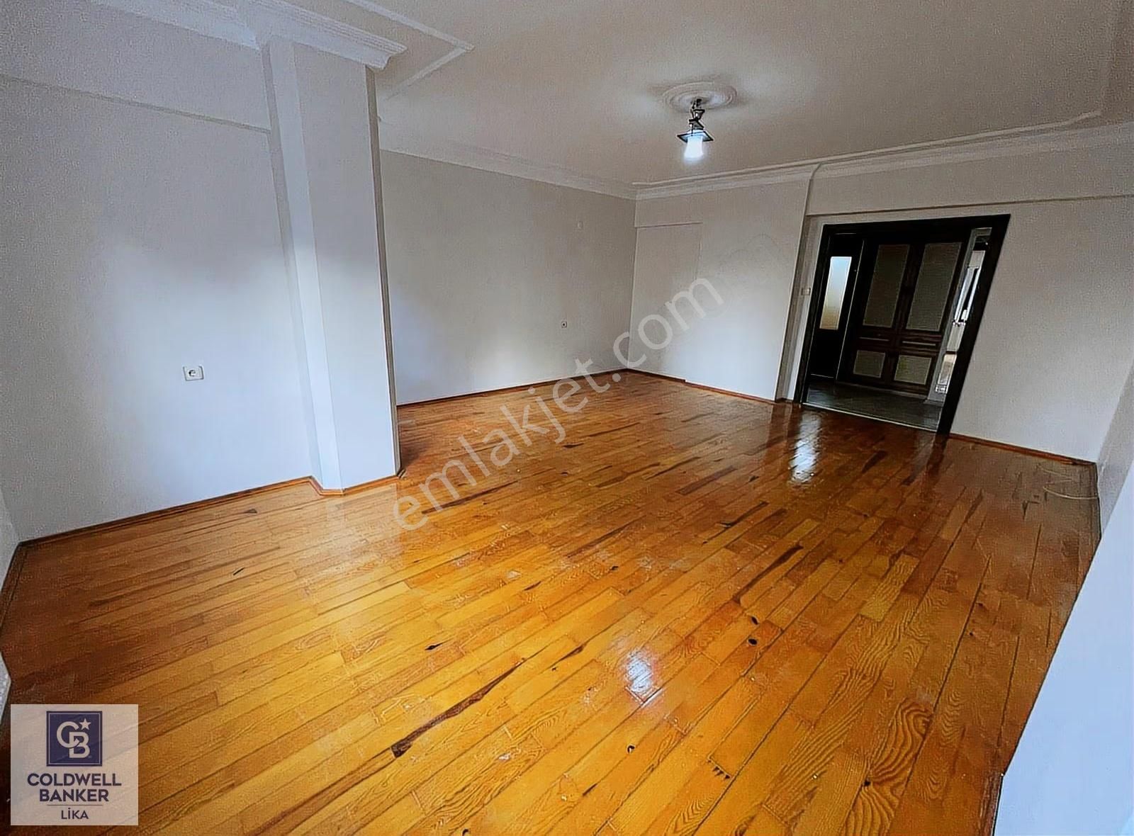 Yeşiltepe'de Tanjanta 200mt Mesafede Kiralık Fırsat Daire - Görsel 30