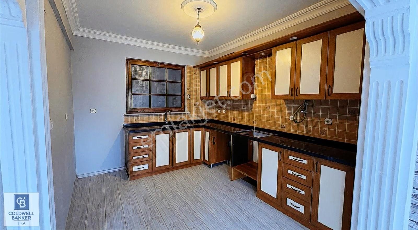 Harika Konuma Sahip Bahçesi Size Ait Ferah 3+1 Kiralık Daire - Görsel 23