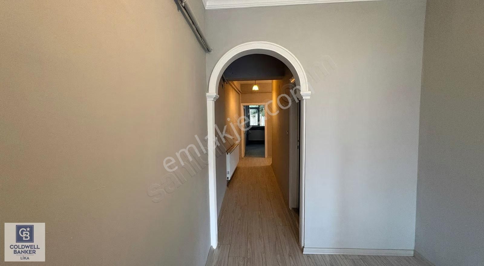 Harika Konuma Sahip Bahçesi Size Ait Ferah 3+1 Kiralık Daire - Görsel 3