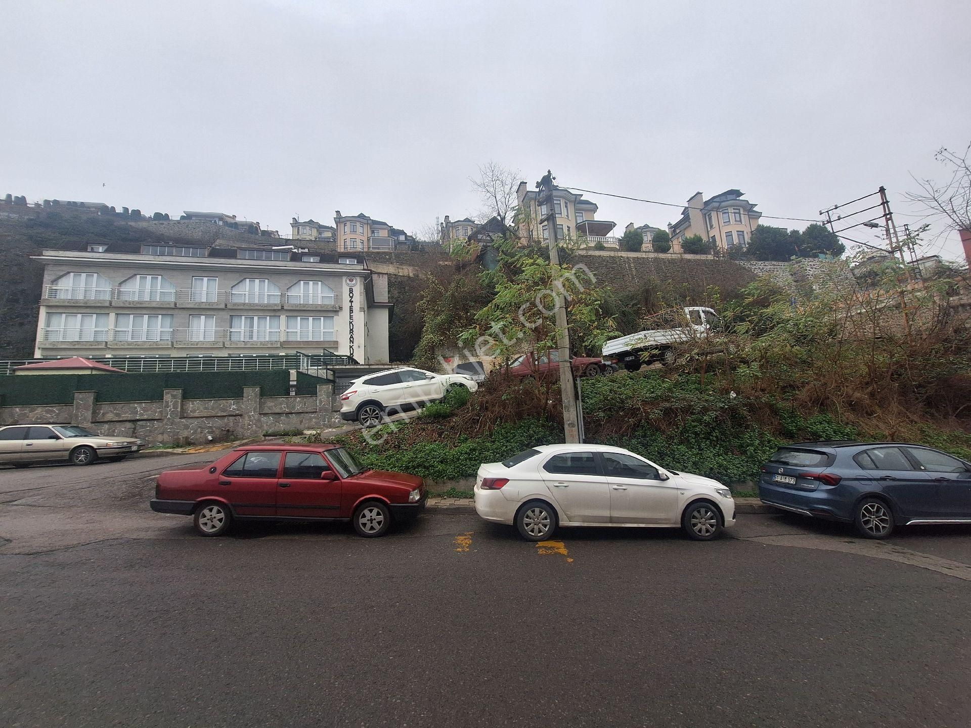 Şehir Ayaklarınızın Altında, Eviniz Boztepede - Görsel 4