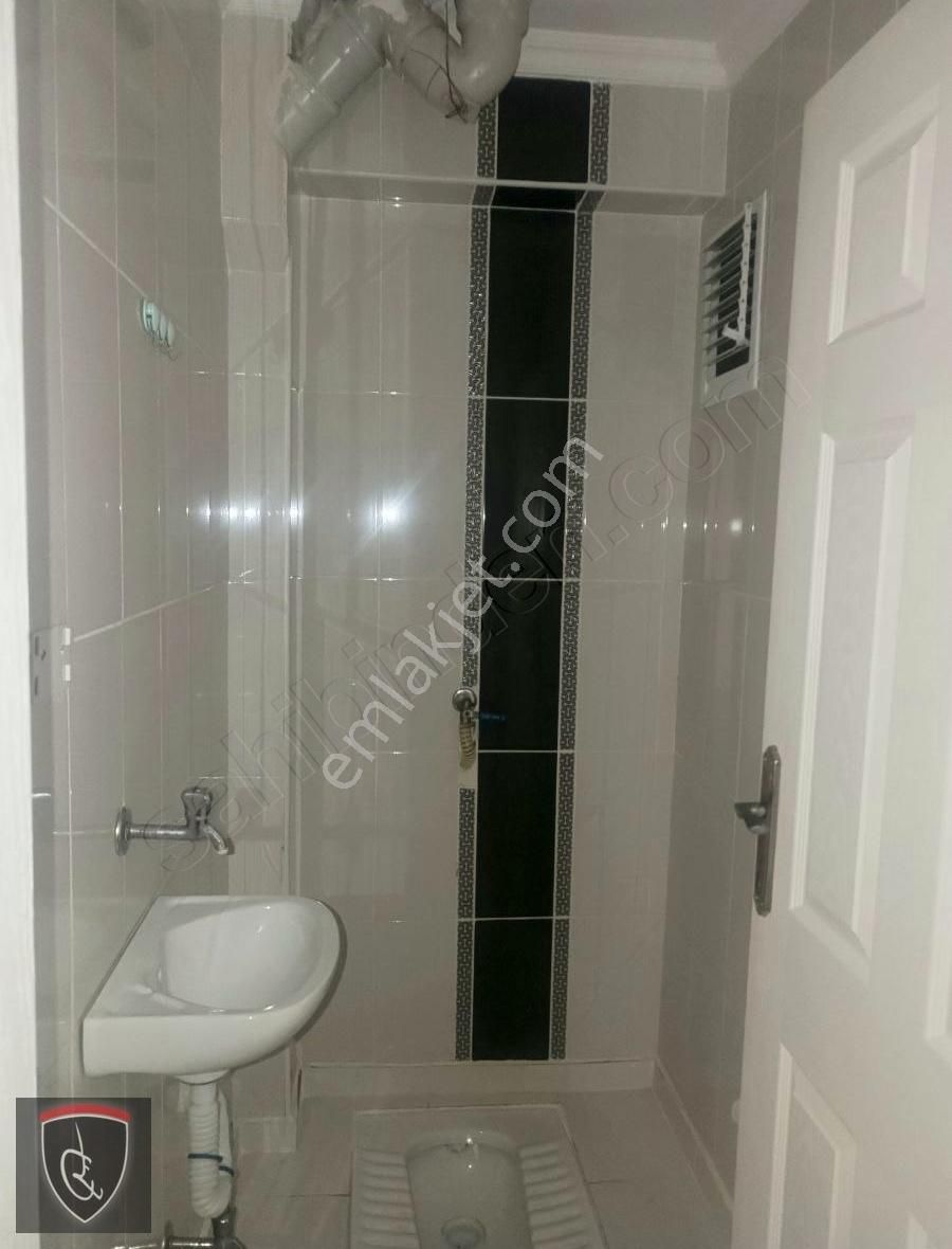 Zafer Mahallesinde İnkılap Okulu Yakını 2+1 Kiralık Daire - Görsel 11