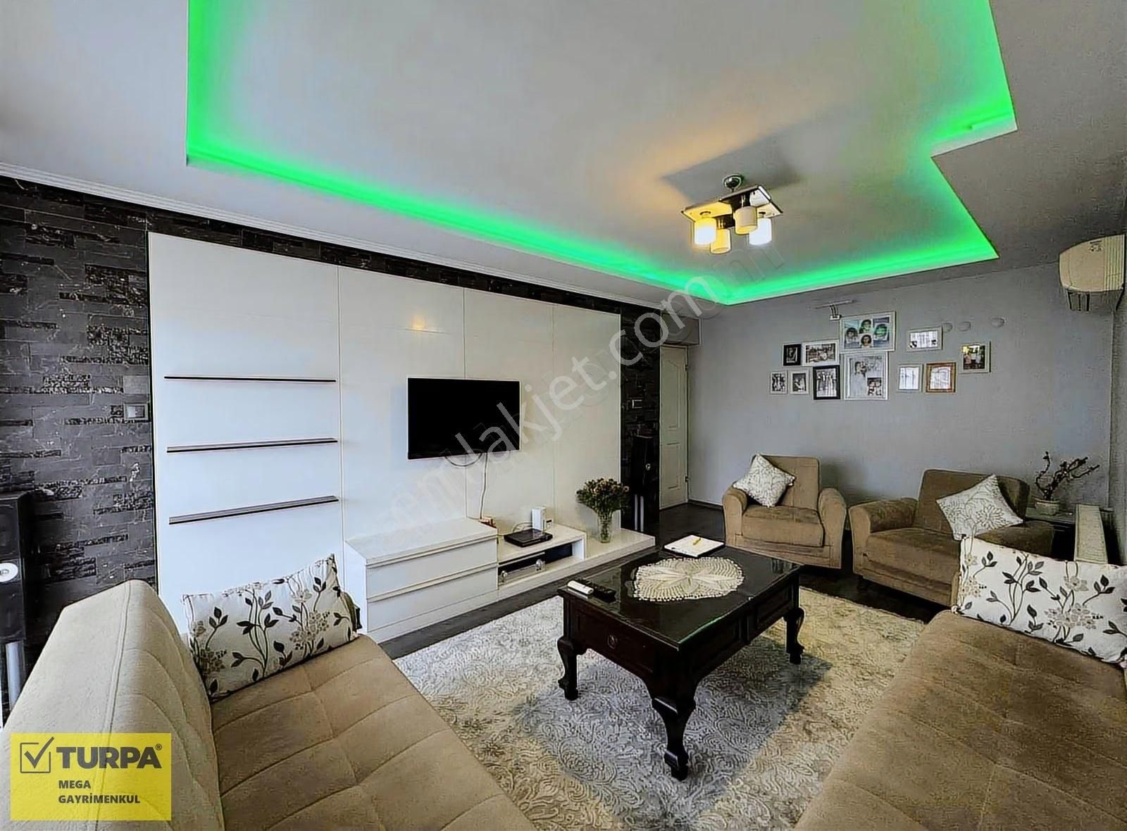 Soğukkuyuda 240 M2/2 Mutfak/3 Banyo/2 Balkon/ Teras 5+1 Daire