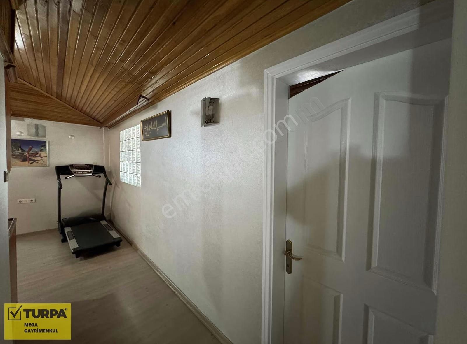 Soğukkuyuda 240 M2/2 Mutfak/3 Banyo/2 Balkon/ Teras 5+1 Daire - Görsel 9